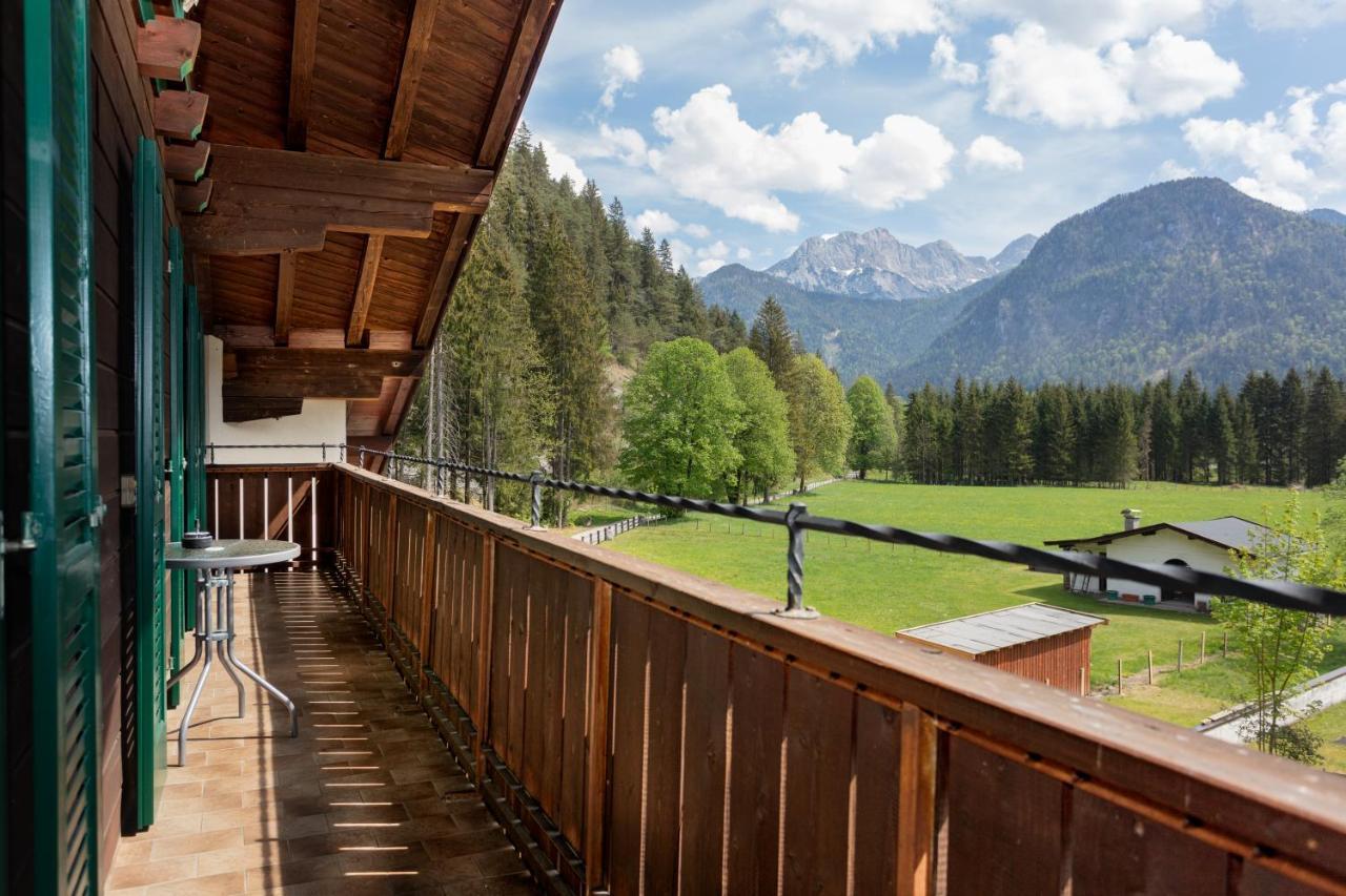 Pension Sonneck Lofer Exteriör bild